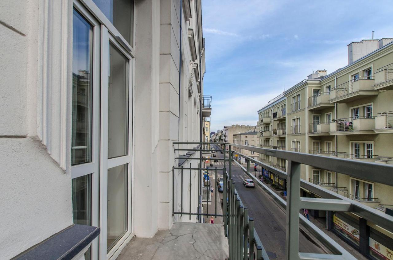 وودج Cozy Apartments On Sierpnia Street المظهر الخارجي الصورة