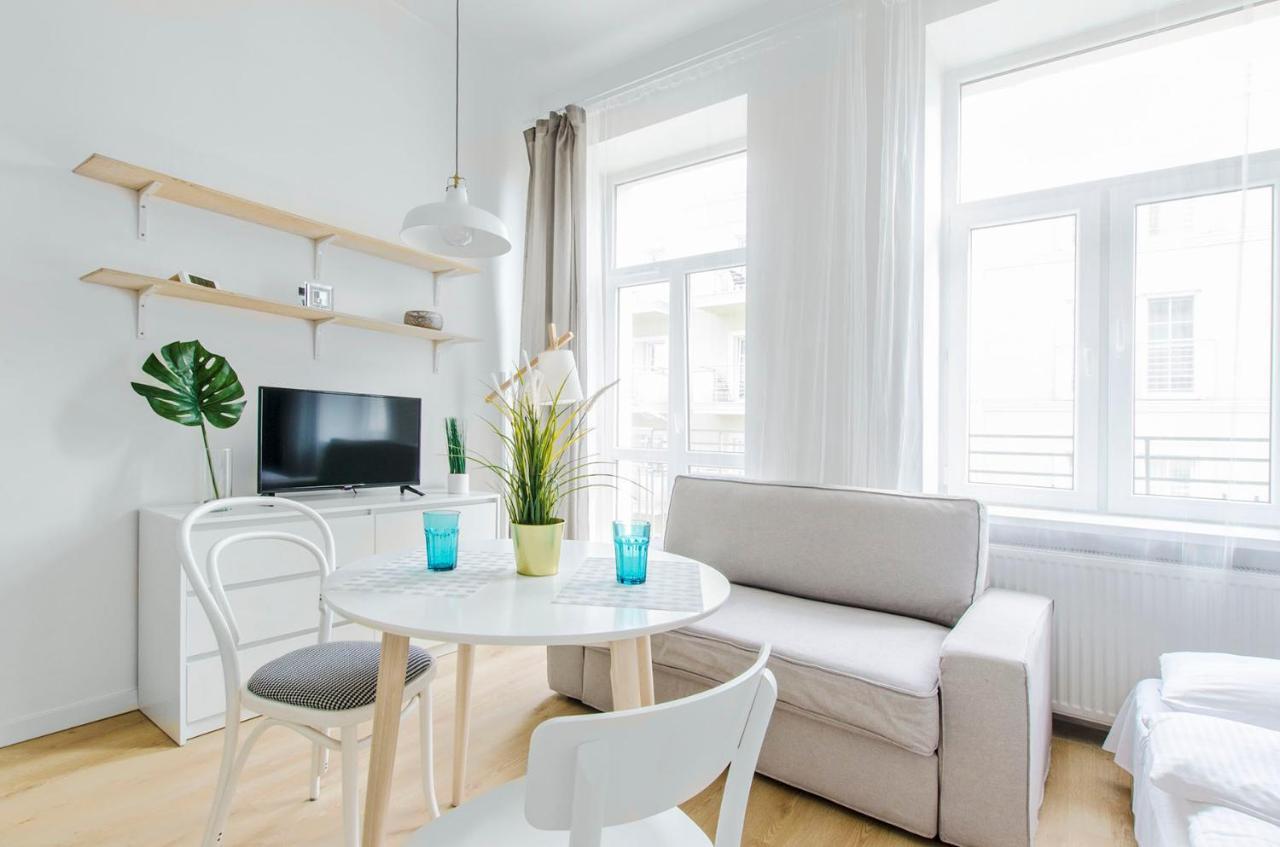 وودج Cozy Apartments On Sierpnia Street المظهر الخارجي الصورة