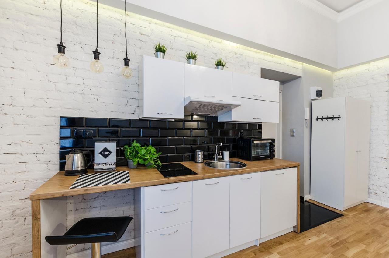 وودج Cozy Apartments On Sierpnia Street المظهر الخارجي الصورة