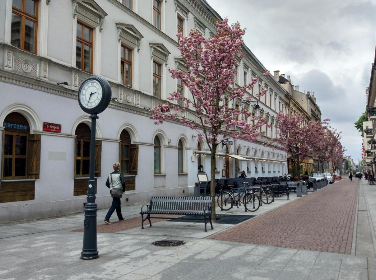 وودج Cozy Apartments On Sierpnia Street المظهر الخارجي الصورة