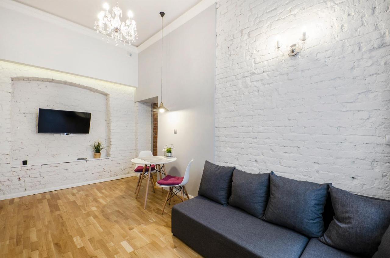 وودج Cozy Apartments On Sierpnia Street المظهر الخارجي الصورة