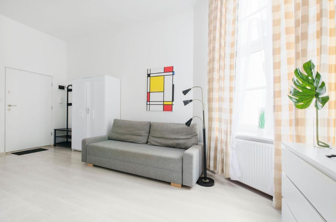 وودج Cozy Apartments On Sierpnia Street المظهر الخارجي الصورة