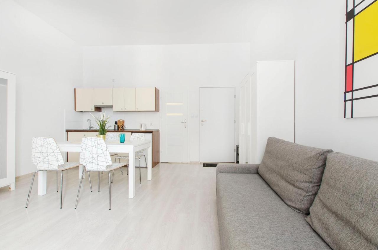 وودج Cozy Apartments On Sierpnia Street المظهر الخارجي الصورة